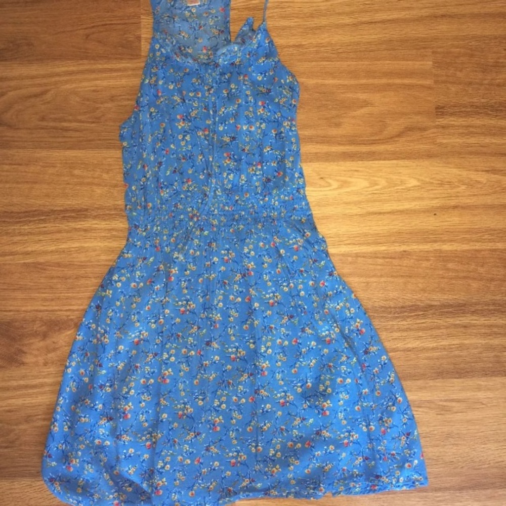 Small blue dress